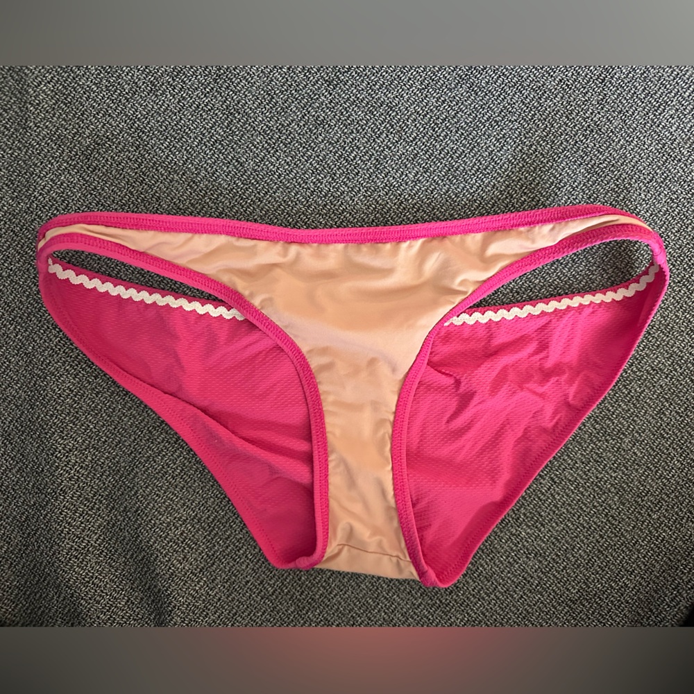 J. Crew lowrider bikini bottom with rickrack - size small - sweet briar / pink - Picture 4 of 5